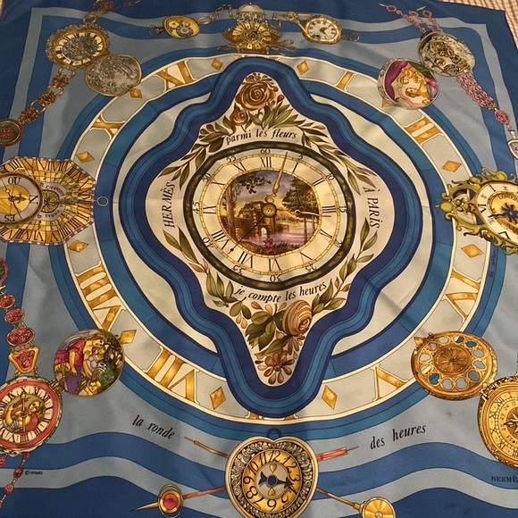 Hermes Rare color La Ronde des Heures Silk Scarf - Picture 15 of 15